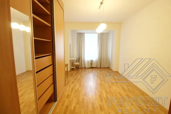 Prodej bytu 1+1, Praha - Karlín, Křižíkova, 49 m2