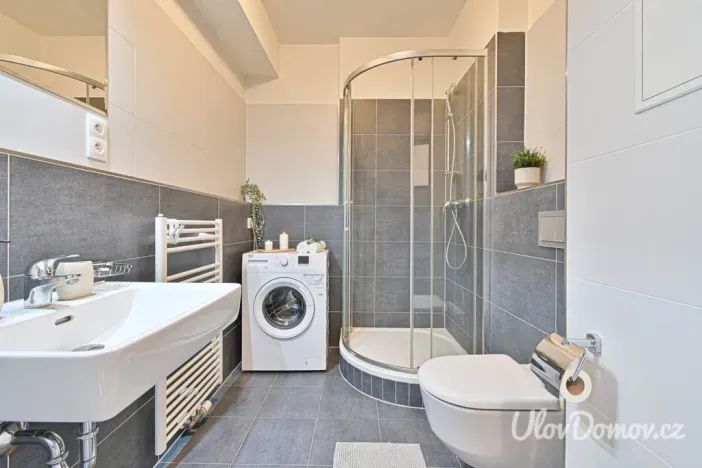 Prodej bytu 1+kk, Praha - Kyje, Sicherova, 33 m2