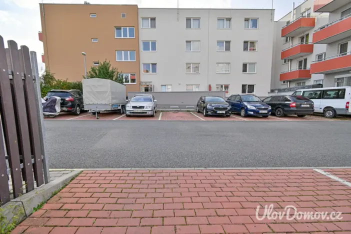 Prodej bytu 1+kk, Praha - Kyje, Sicherova, 33 m2