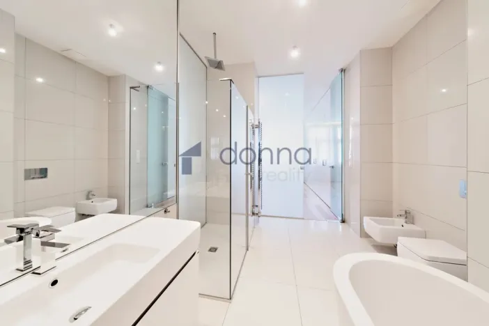 Pronájem bytu 5+kk, Praha, Laubova, 184 m2