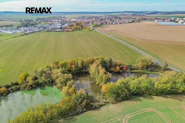 Prodej rybníku, Kožlany, 2200 m2