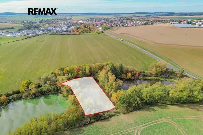 Prodej rybníku, Kožlany, 2200 m2