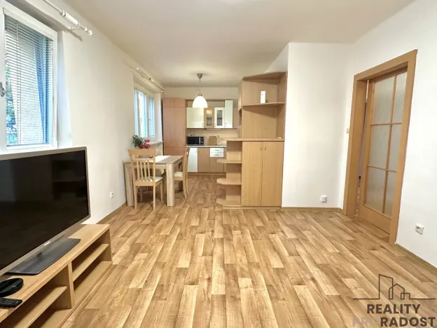 Pronájem bytu 2+kk, Ostrava - Mariánské Hory, Mojmírovců, 53 m2