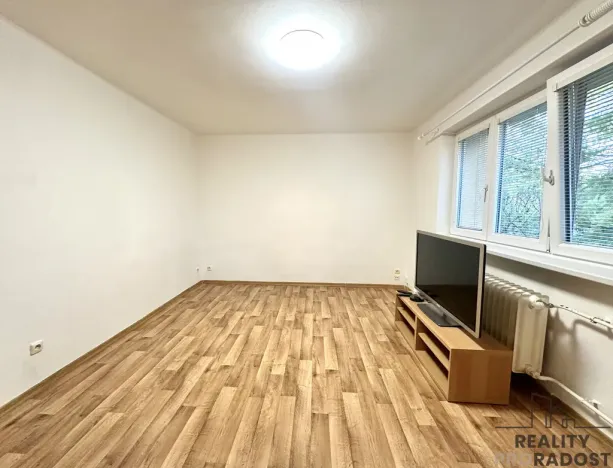 Pronájem bytu 2+kk, Ostrava - Mariánské Hory, Mojmírovců, 53 m2