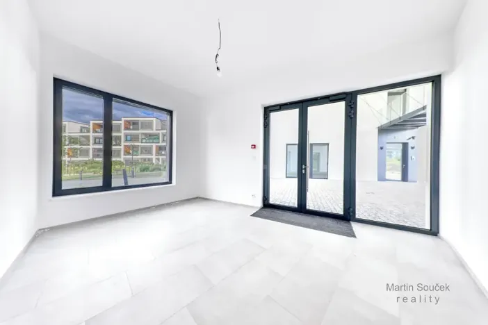 Pronájem obchodního prostoru, Praha - Hlubočepy, Dostalové, 25 m2