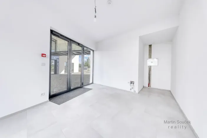 Pronájem obchodního prostoru, Praha - Hlubočepy, Dostalové, 25 m2
