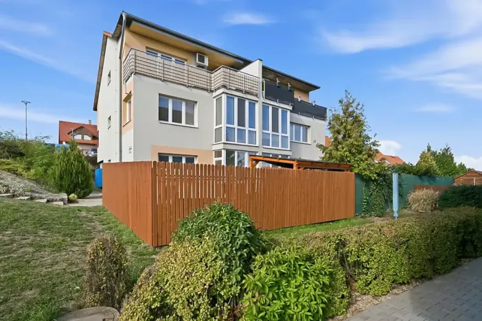 Prodej bytu 3+kk, Bošovice, Vyhlídka, 84 m2