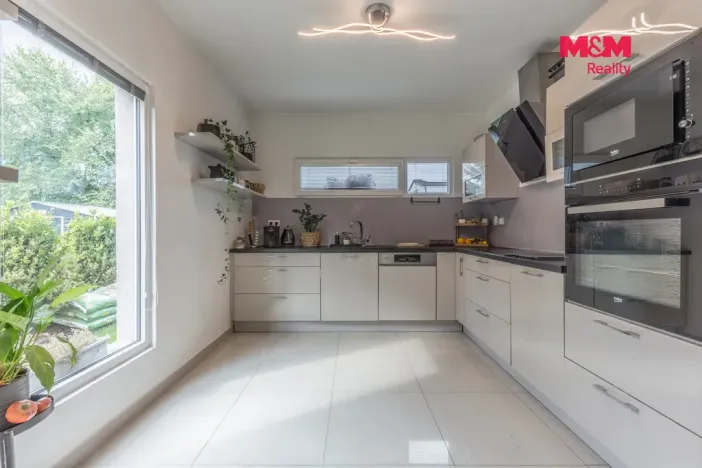 Prodej rodinného domu, Polerady, 96 m2
