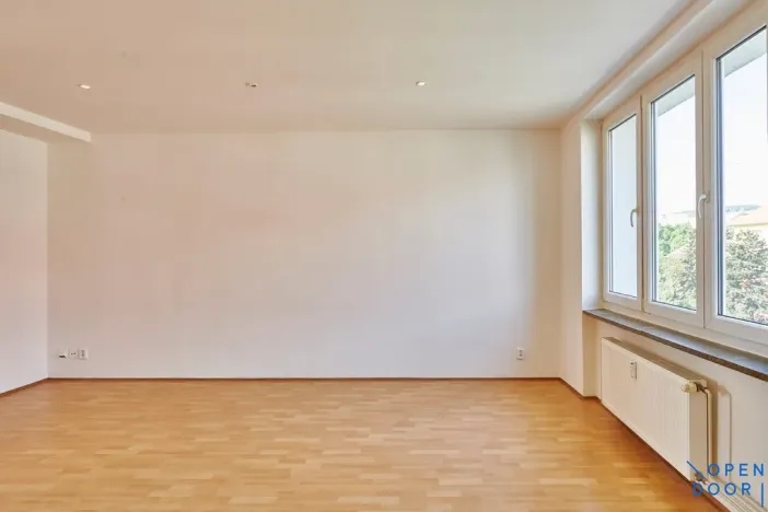 Pronájem bytu 2+1, Jirkov, Ervěnická, 51 m2