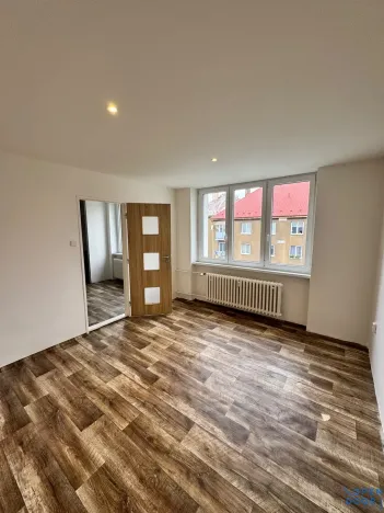 Pronájem bytu 2+1, Jirkov, Ervěnická, 51 m2
