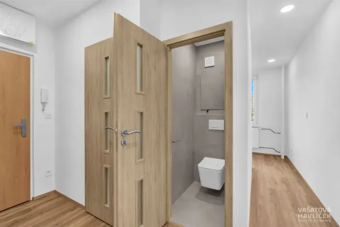 Pronájem bytu 2+1, Trutnov, Fialková, 58 m2