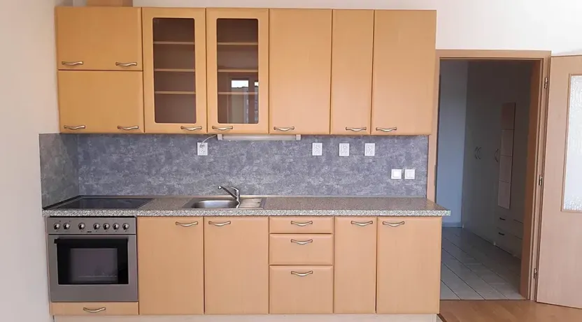 Pronájem bytu 1+kk, Praha - Stodůlky, Sluneční náměstí, 44 m2
