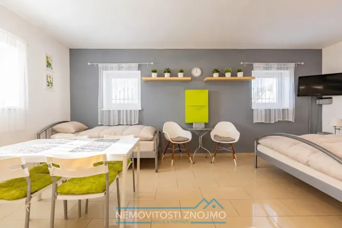 Prodej ubytování, Znojmo - Popice, 360 m2