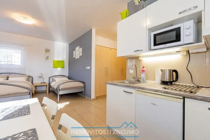 Prodej ubytování, Znojmo - Popice, 360 m2
