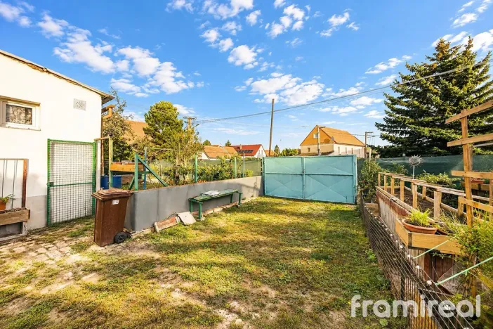 Prodej rodinného domu, Drnholec, Dvořákova, 65 m2