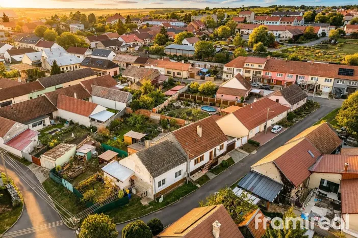 Prodej rodinného domu, Drnholec, Dvořákova, 65 m2