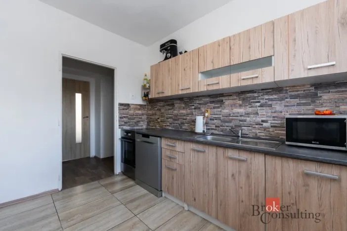 Prodej bytu 1+1, Zabrušany - Všechlapy, 42 m2