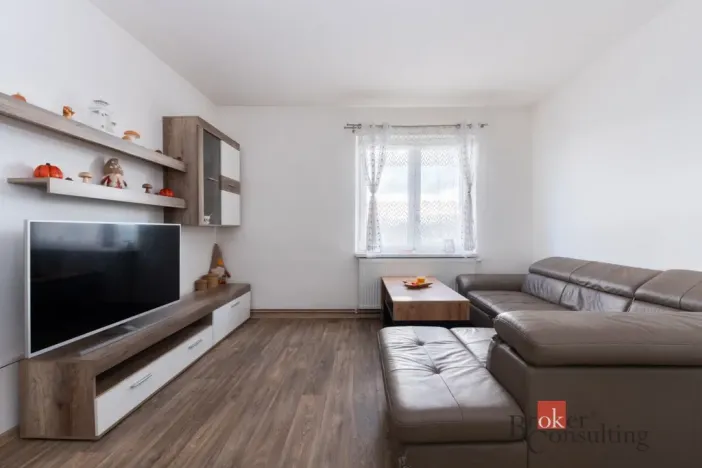 Prodej bytu 1+1, Zabrušany - Všechlapy, 42 m2