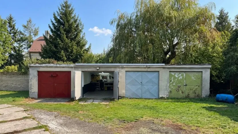 Prodej garáže, Kladno, Fr. Kloze, 21 m2