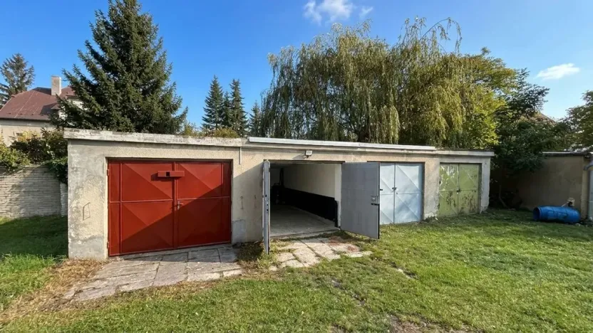 Prodej garáže, Kladno, Fr. Kloze, 21 m2
