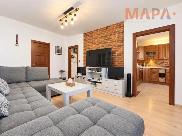Pronájem bytu 3+1, Chomutov, Roháčova, 66 m2
