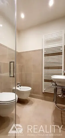 Pronájem bytu 4+kk, Praha - Nové Město, Podskalská, 106 m2