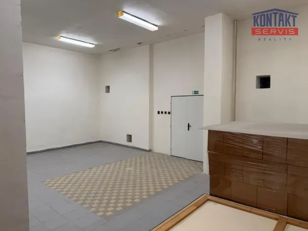 Pronájem skladu, České Budějovice, U Smaltovny, 65 m2