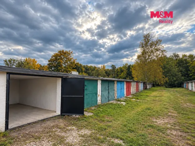 Prodej garáže, Pardubice - Svítkov, 17 m2