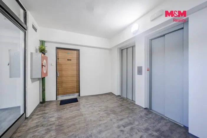 Prodej bytu 1+kk, Poděbrady - Poděbrady II, Dr. Horákové, 37 m2