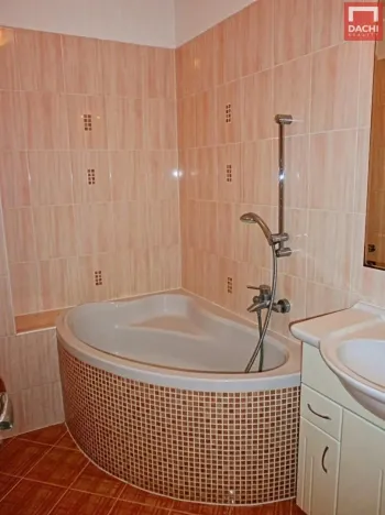 Pronájem bytu 2+kk, Olomouc, Voskovcova, 49 m2