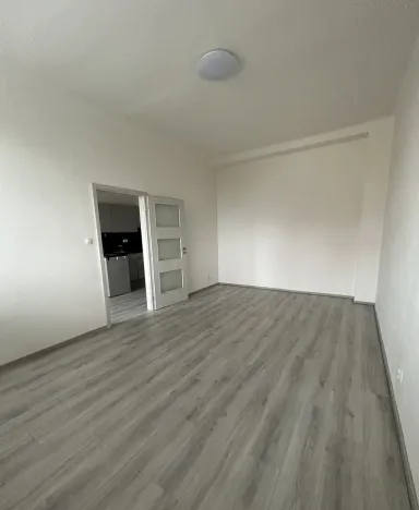 Pronájem bytu 2+kk, Praha - Vinohrady, Hollarovo náměstí, 47 m2