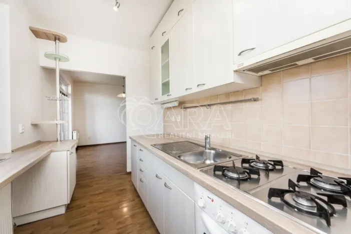 Pronájem bytu 2+1, Vestec, Na Suchých, 63 m2