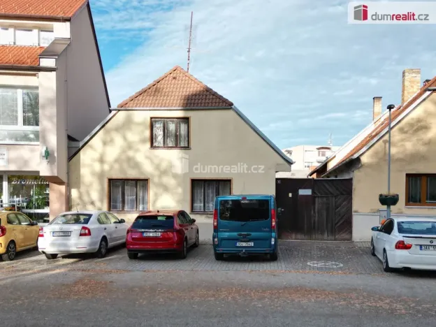 Prodej rodinného domu, Křemže, Náměstí, 722 m2