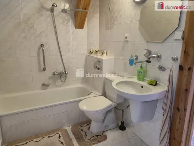Prodej rodinného domu, Křemže, Náměstí, 722 m2