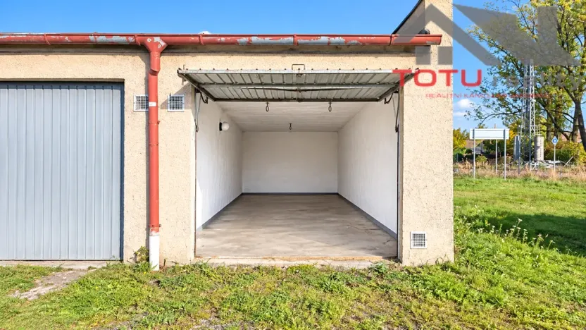 Prodej garáže, Jaroměř, 19 m2