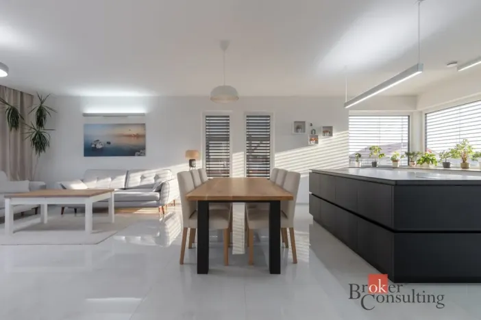 Prodej rodinného domu, Dambořice, 259 m2