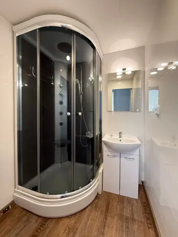 Pronájem bytu 2+1, Chomutov, Dřínovská, 62 m2