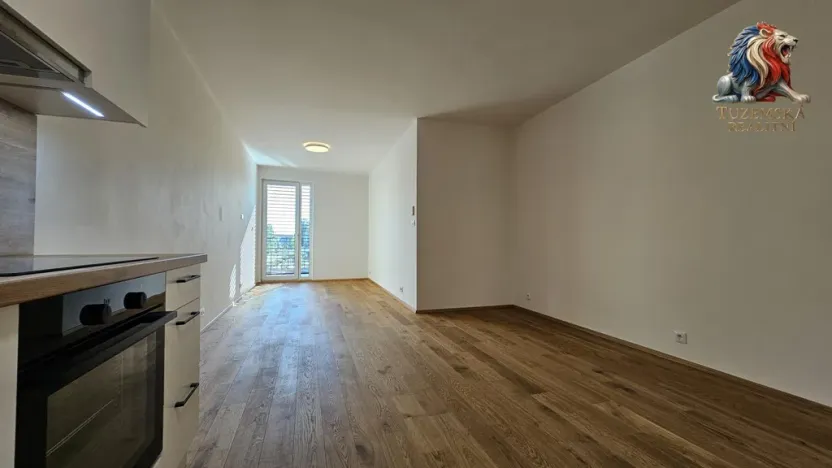 Prodej bytu 1+kk, Bystřice nad Pernštejnem, Masarykovo náměstí, 40 m2