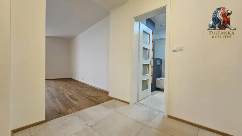 Prodej bytu 1+kk, Bystřice nad Pernštejnem, Masarykovo náměstí, 40 m2