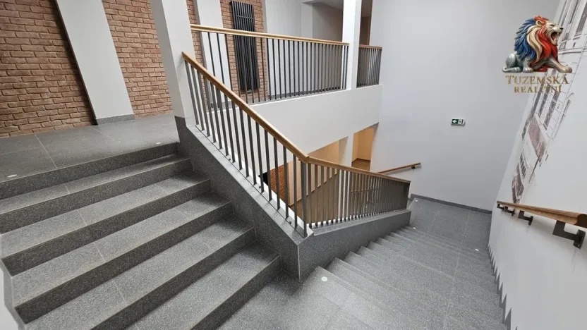 Prodej bytu 1+kk, Bystřice nad Pernštejnem, Masarykovo náměstí, 40 m2