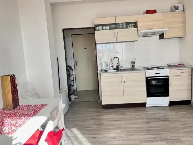 Pronájem bytu 1+kk, Spomyšl, 26 m2
