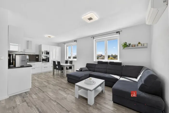 Prodej bytu 4+kk, Vochov, 80 m2