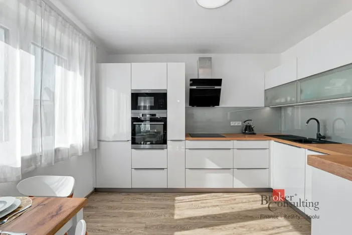 Prodej bytu 3+kk, Vochov, 70 m2