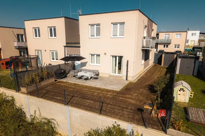 Prodej bytu 3+kk, Vochov, 70 m2