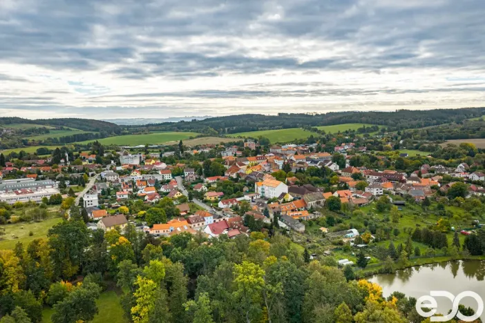 Prodej bytu 2+kk, Neveklov, Pod Radnicí, 56 m2