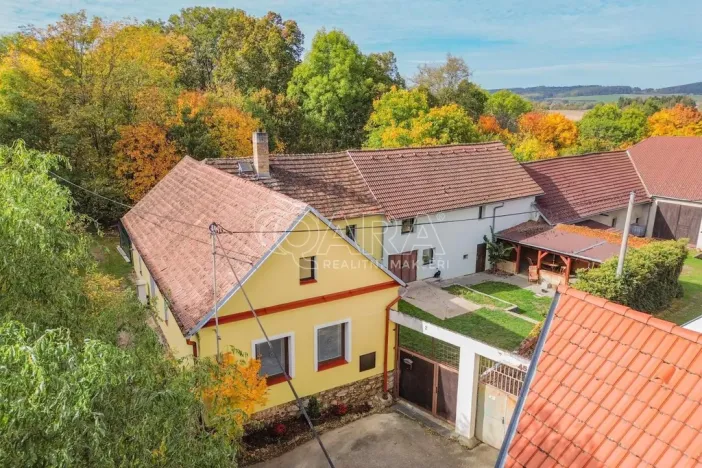 Prodej rodinného domu, Jinín, 245 m2
