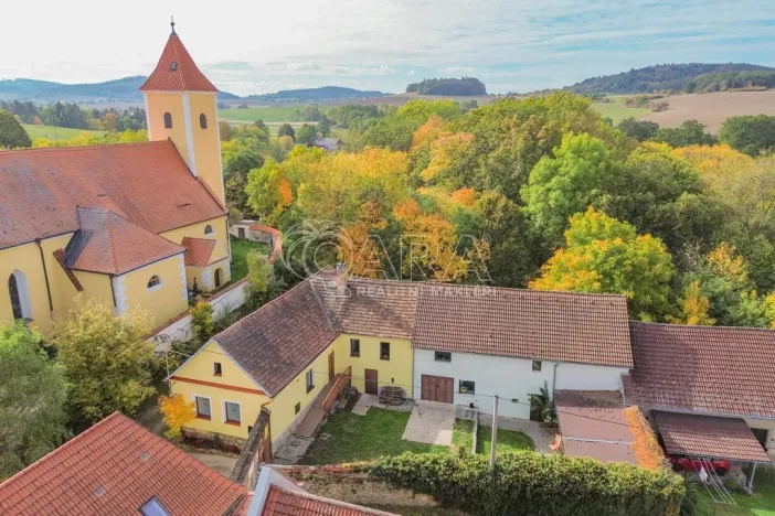 Prodej rodinného domu, Jinín, 245 m2