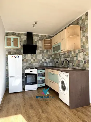 Pronájem bytu 2+kk, Teplice, V závětří, 41 m2