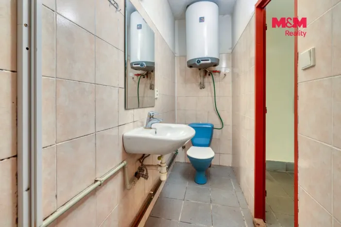 Prodej obchodního prostoru, Bělčice, Nádražní, 560 m2