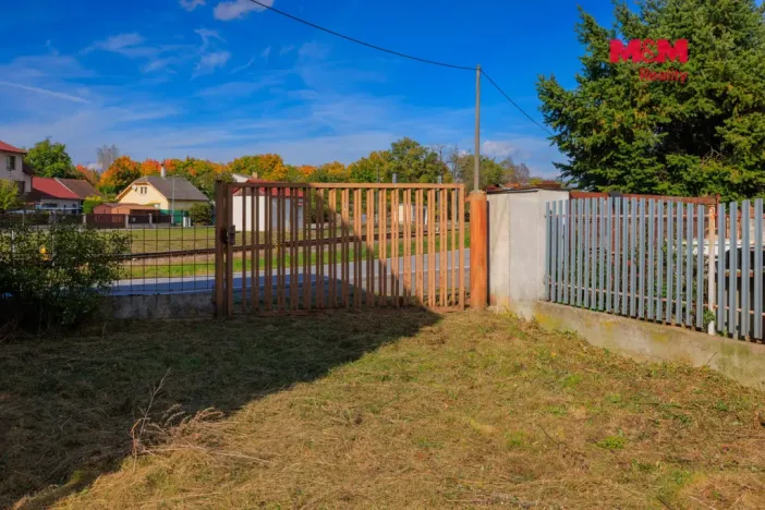 Prodej obchodního prostoru, Bělčice, Nádražní, 560 m2